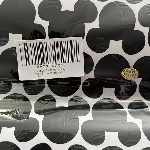 mickey mouse decals for wall - Picture 2 of 2